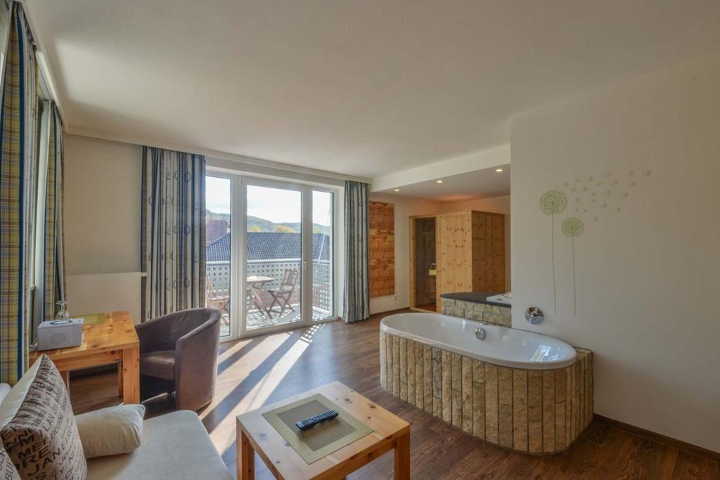 Hotel Gasthof Heckl Kinding Exteriér fotografie